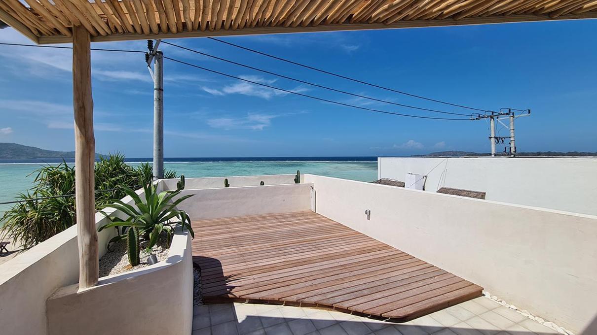 Shore Thing Gili Air Beachfront Apartment المظهر الخارجي الصورة